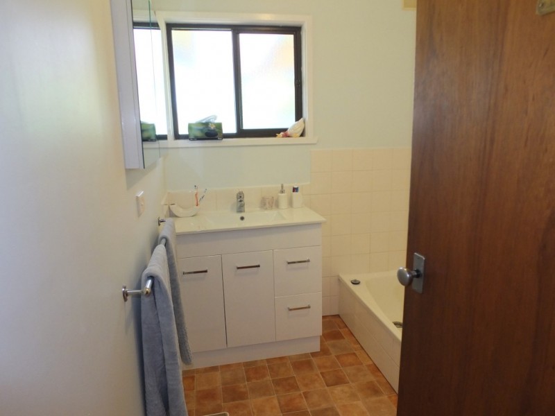 21 Green Street, Elmhurst VIC 3469