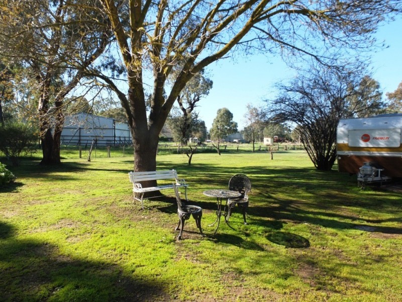 21 Green Street, Elmhurst VIC 3469