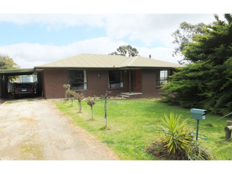 27 Mountain View Street, Avoca VIC 3467