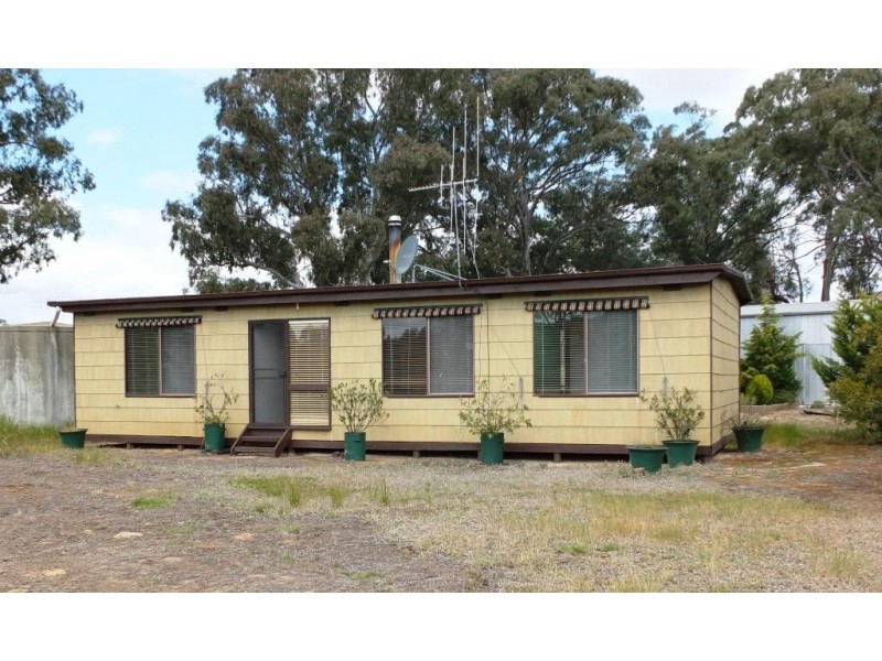 6228 Stawell-Avoca Road, Moonambel VIC 3478