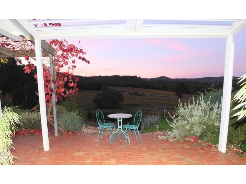 107 McAdams Lane, Moonambel VIC 3478