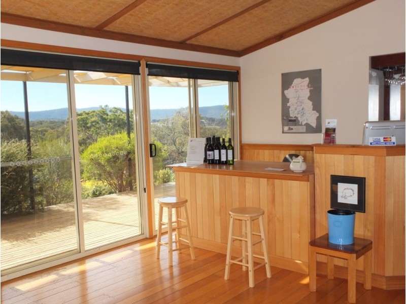 107 McAdams Lane, Moonambel VIC 3478