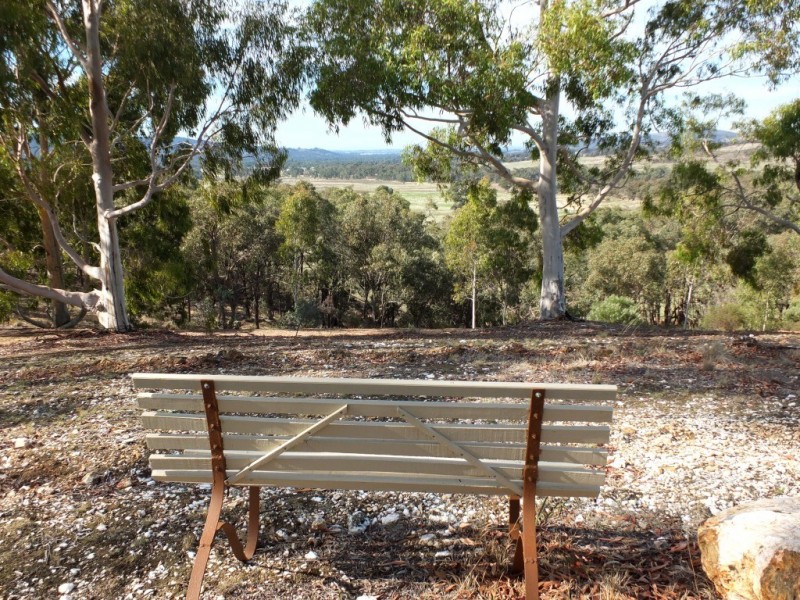 107 McAdams Lane, Moonambel VIC 3478