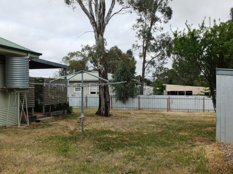 9 York Street, Avoca VIC 3467