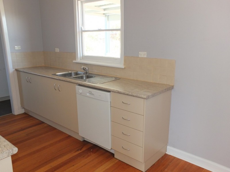 37 Faraday, Avoca VIC 3467