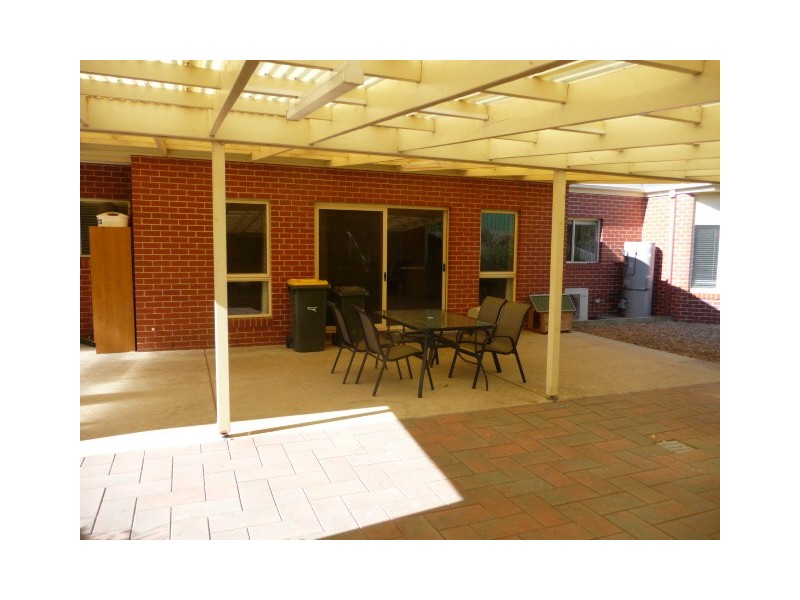 82 Bailey Street, Clunes VIC 3370