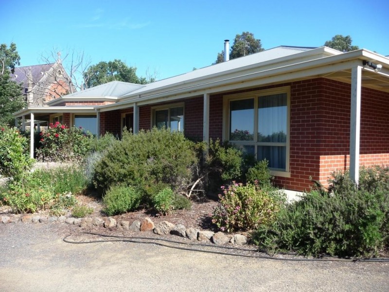 82 Bailey Street, Clunes VIC 3370