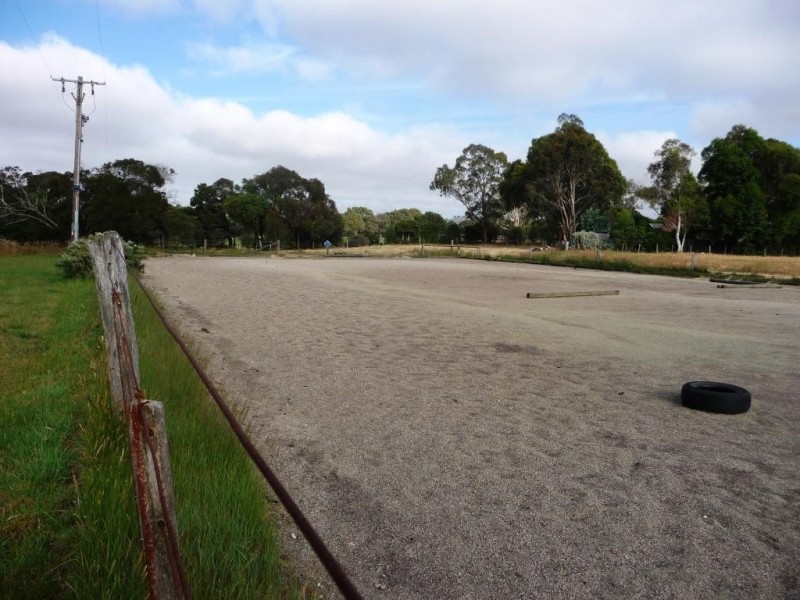 81 Pistol Club Road, Invermay VIC 3352