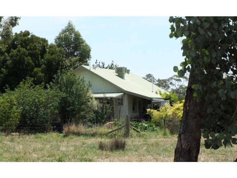 90 Dawsons Road, Avoca VIC 3467