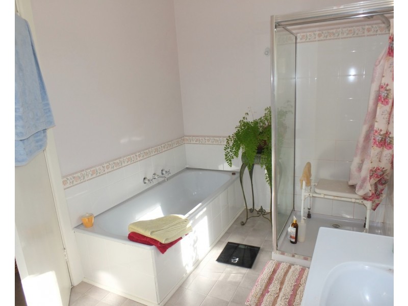 90 Dawsons Road, Avoca VIC 3467