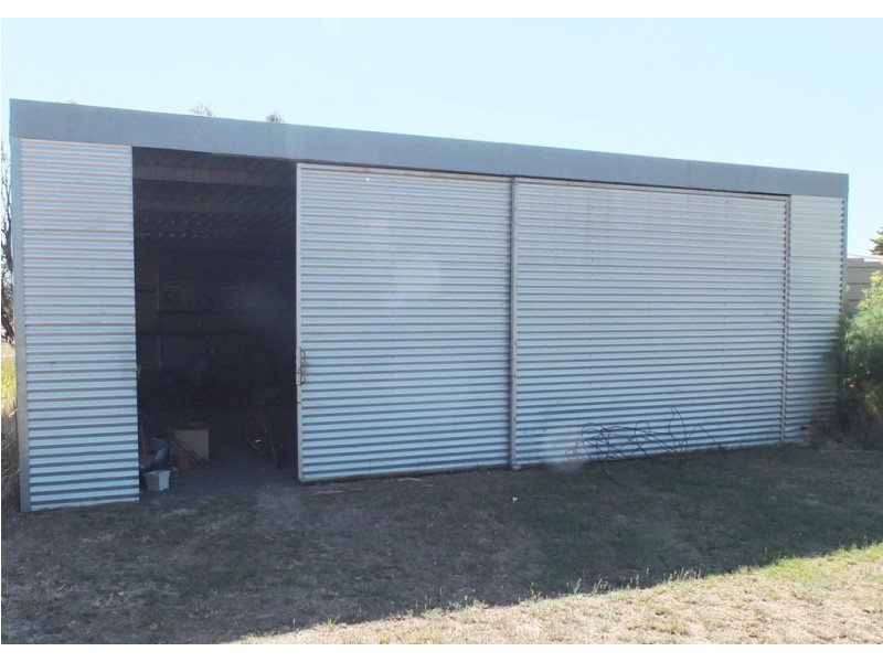 90 Dawsons Road, Avoca VIC 3467