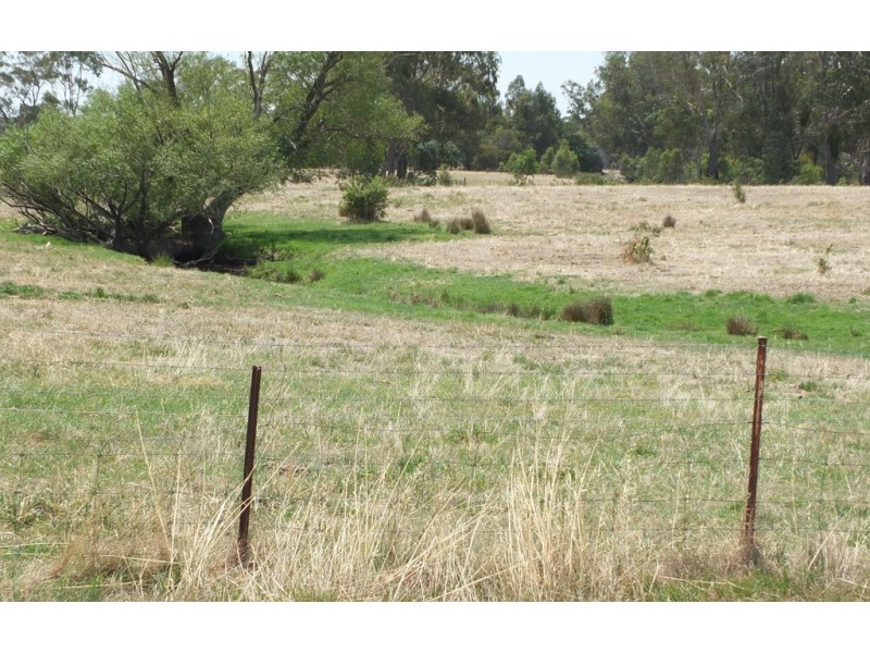 90 Dawsons Road, Avoca VIC 3467