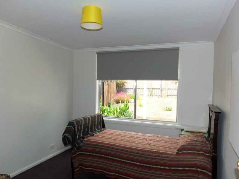 24 Davy Street, Avoca VIC 3467