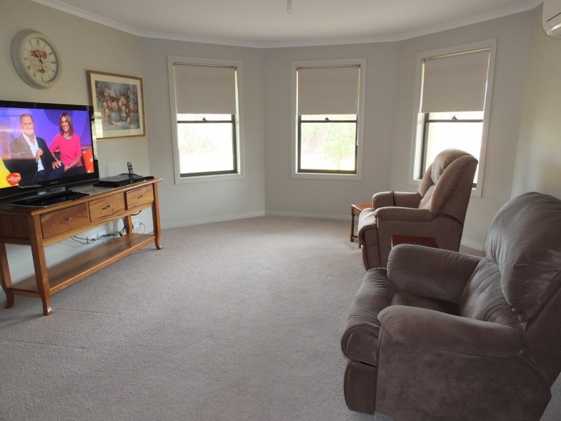 41-43 Templeton Street, Avoca VIC 3467