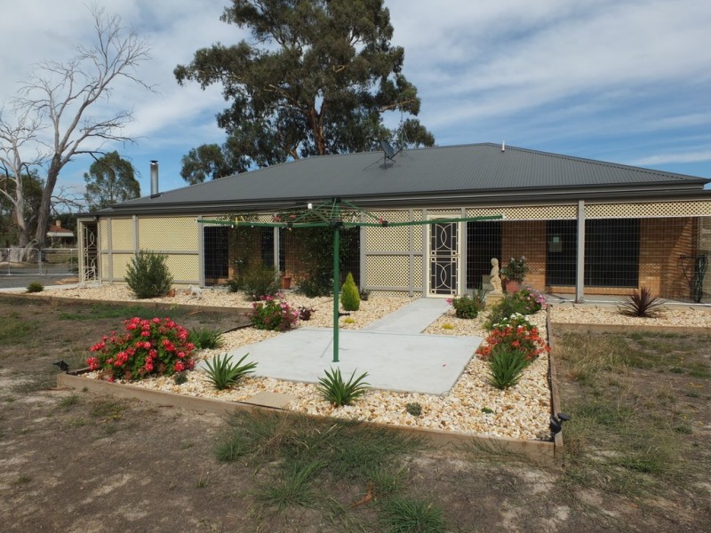 41-43 Templeton Street, Avoca VIC 3467