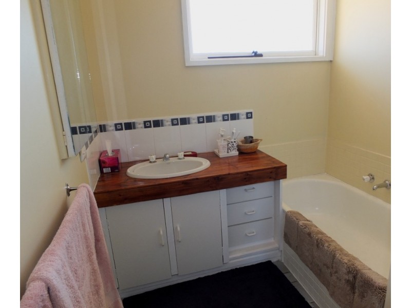 2778 Pyrenees Highway, Elmhurst VIC 3469