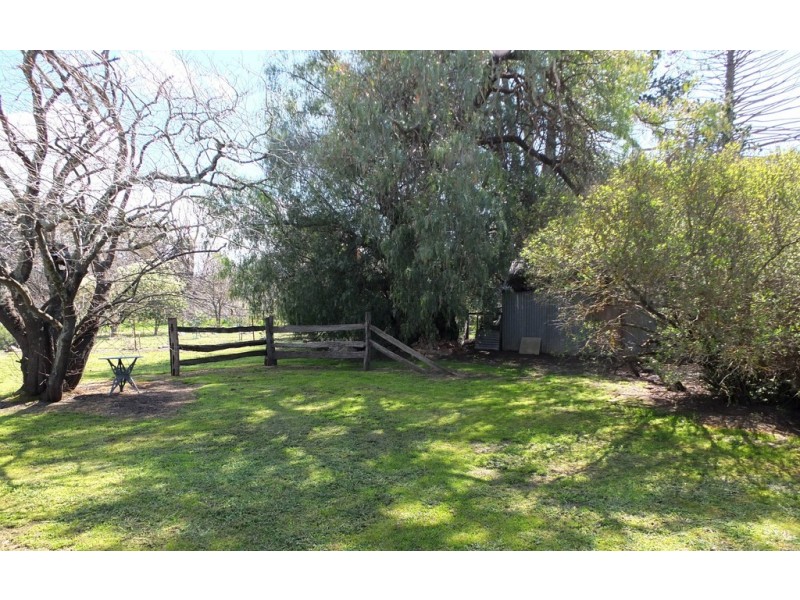 6134 Stawell-Avoca Road, Moonambel VIC 3478