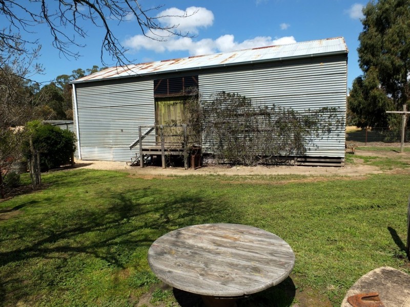 6134 Stawell-Avoca Road, Moonambel VIC 3478
