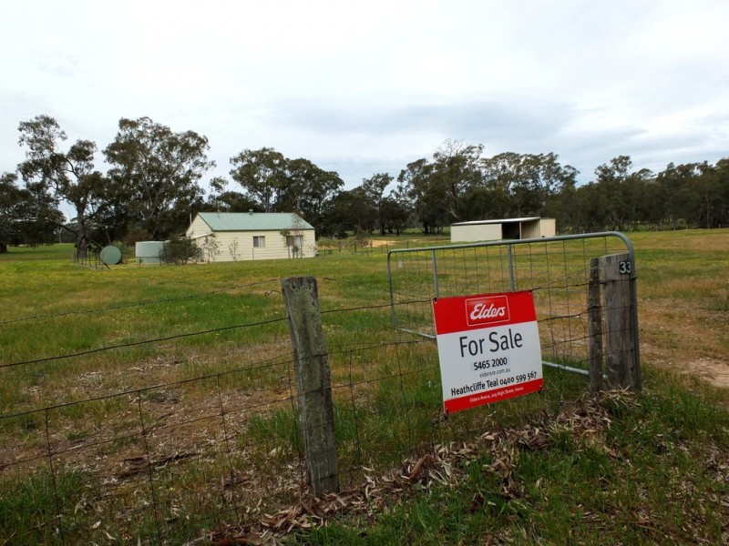 33 Blackmares Lane, Moonambel VIC 3478