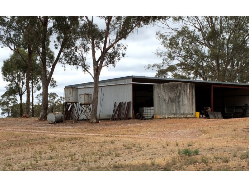 266 Logan-Bealiba Road, Cochranes Creek VIC 3475