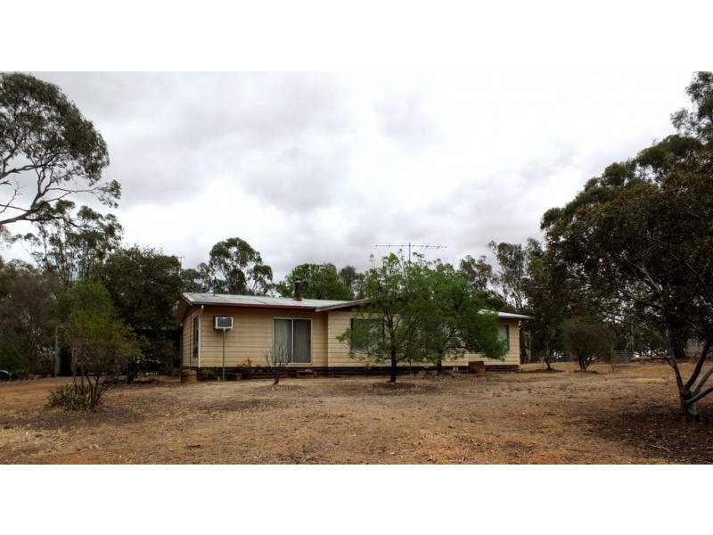 266 Logan-Bealiba Road, Cochranes Creek VIC 3475