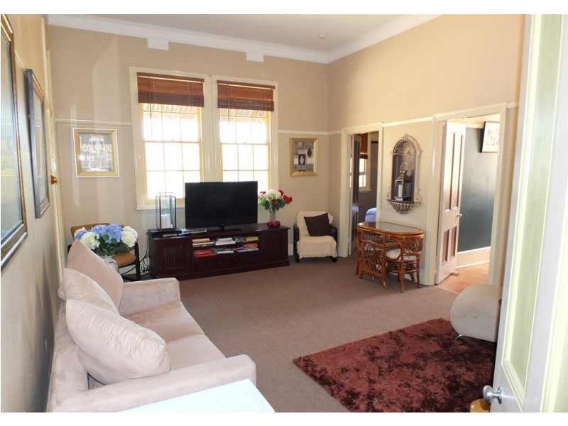 20 School Street, Amphitheatre VIC 3468