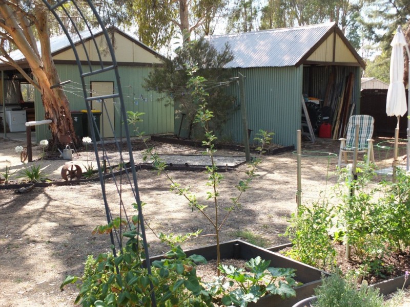 20 School Street, Amphitheatre VIC 3468