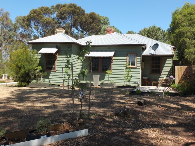 20 School Street, Amphitheatre VIC 3468