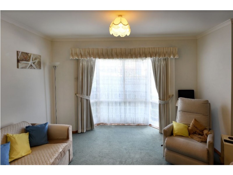 615 Peel Street North, Black Hill VIC 3350