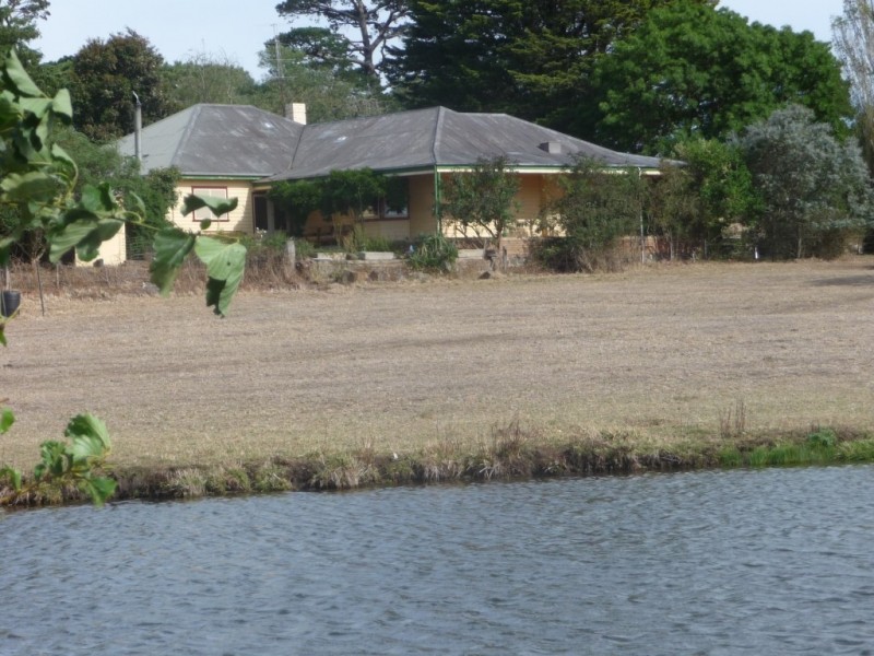 6885 Midland Highway, Scotsburn VIC 3352