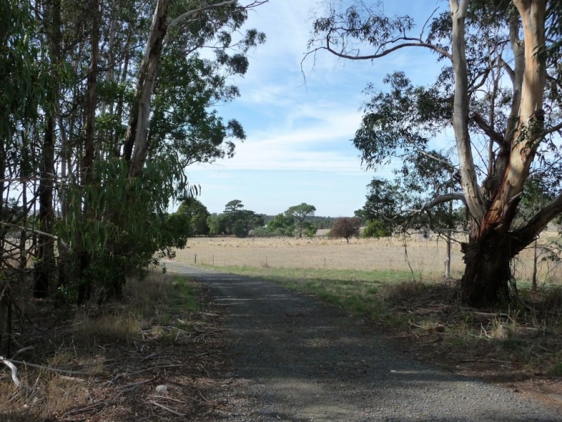 6885 Midland Highway, Scotsburn VIC 3352