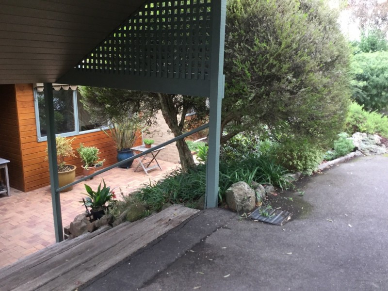 64 Eucalyptus Drive, Invermay VIC 3352