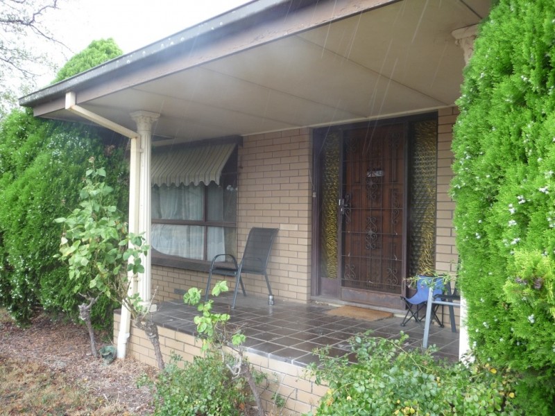 34 Lake Street, Wendouree VIC 3355