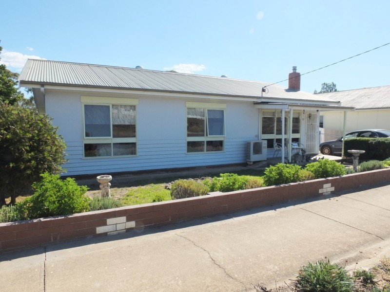 69 High Street, Avoca VIC 3467