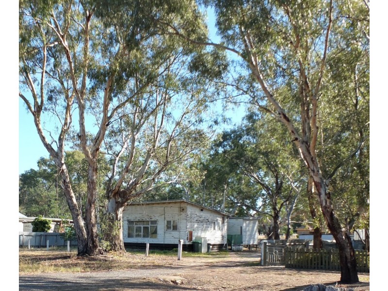 37 Templeton Street, Avoca VIC 3467