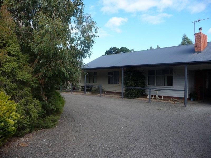 3583 Darlington Road, Carranballac VIC 3361