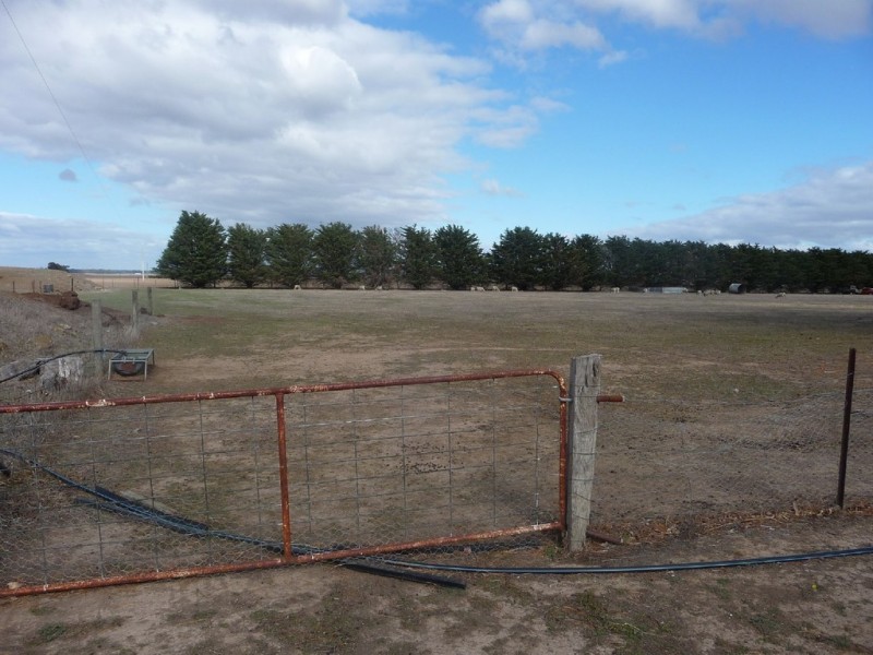 3583 Darlington Road, Carranballac VIC 3361