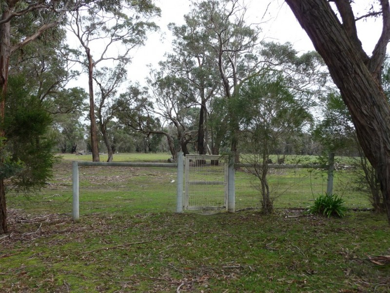 128 Ferrers Road, Dereel VIC 3352