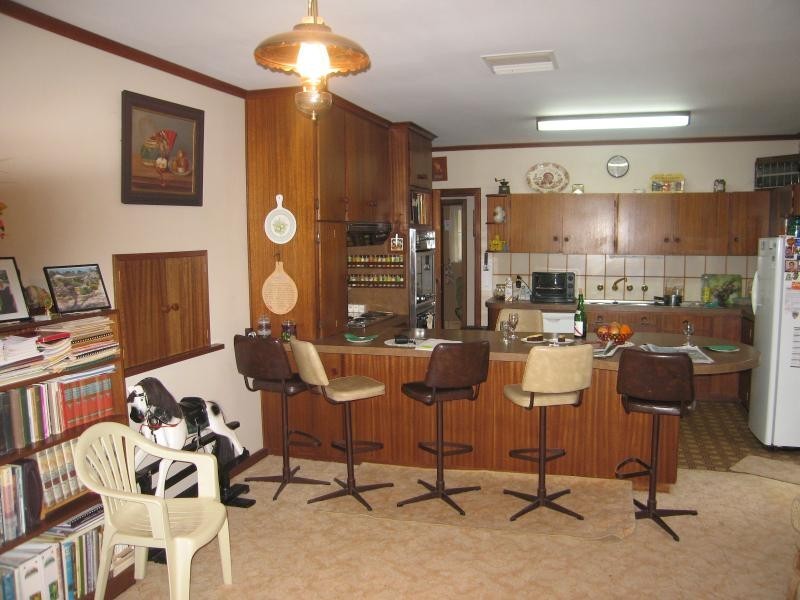 43 Burton Street, Clare SA 5453