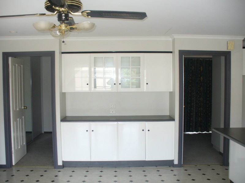 17 Moore Street, Blyth SA 5462