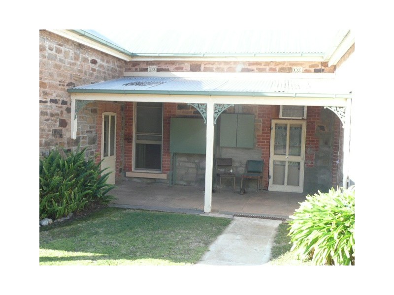 Unit 2, 28 Victoria Road, Clare SA 5453