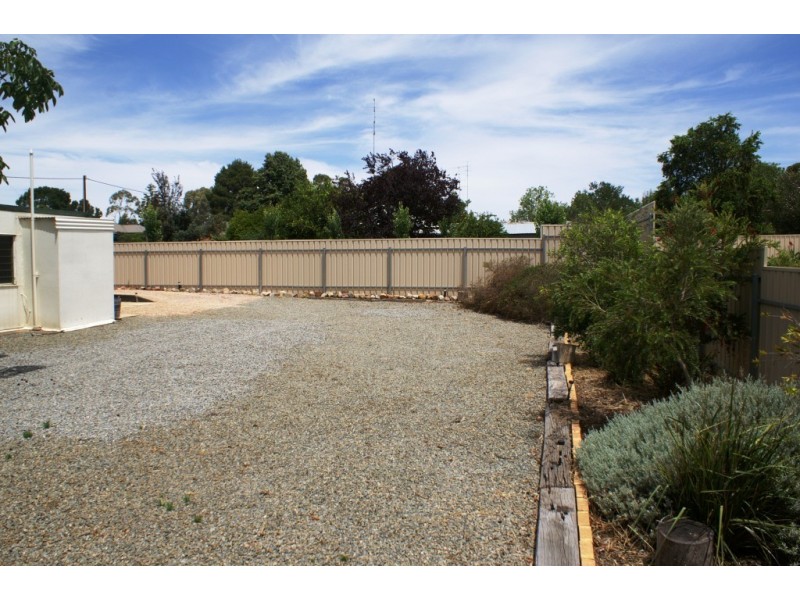 14a Guilford Street, Clare SA 5453