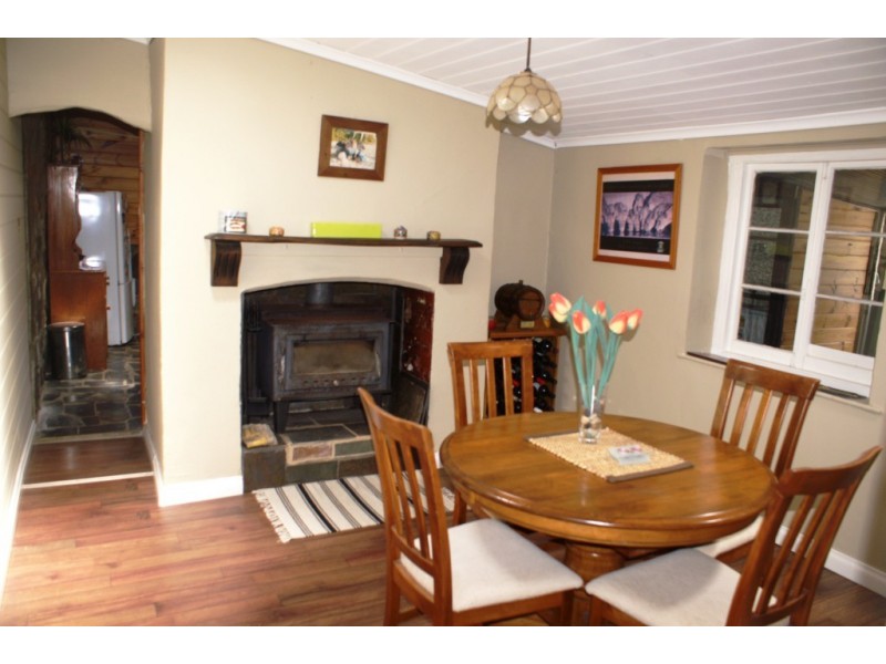 14a Guilford Street, Clare SA 5453