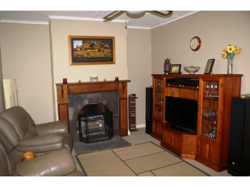 14a Guilford Street, Clare SA 5453