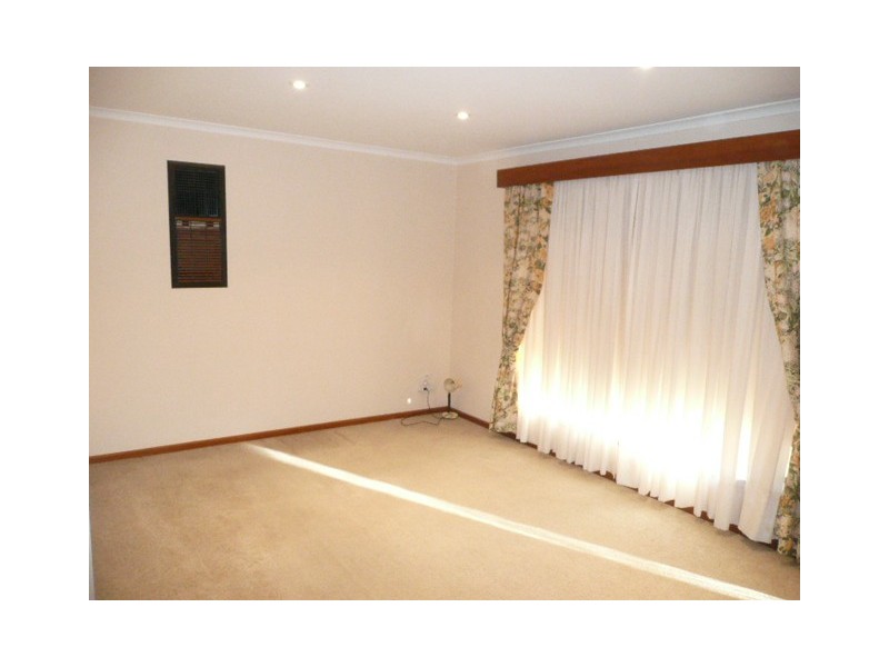 Unit 1/ 29 Beare Street, Clare SA 5453