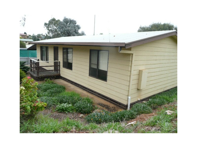 48 Neagles Rock Road, Clare SA 5453