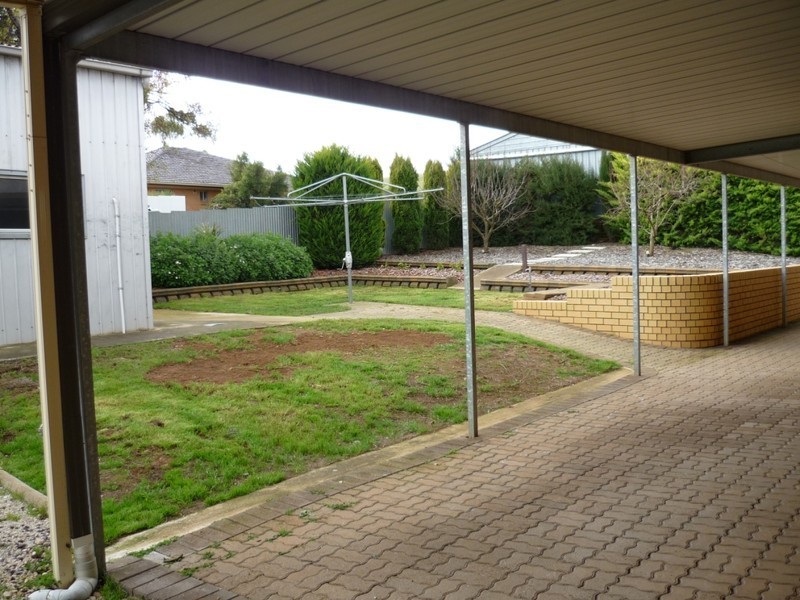 13 Paxton Street, Burra SA 5417