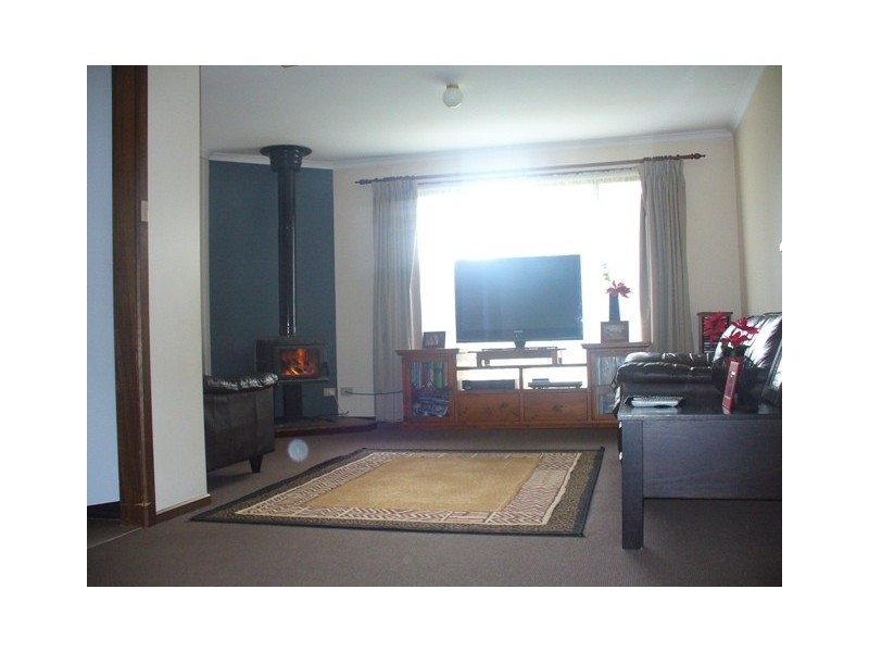 5 Staveley Street, Farrell Flat SA 5416