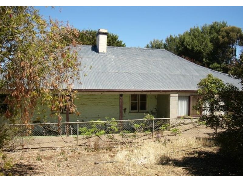 16 Tregony Street, Burra SA 5417