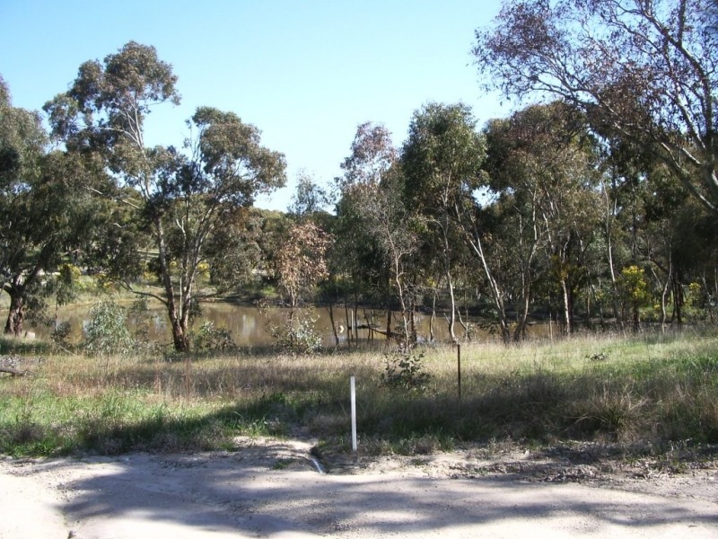 * Ashton’s, Springs and Donnybrook, Sevenhill SA 5453